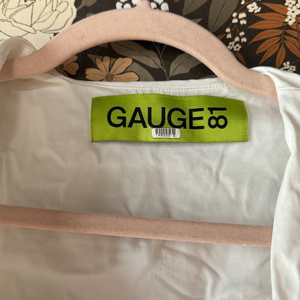 gauge81 keila front twist crop in white size small - Picture 8 of 9